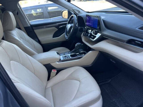 2023 Toyota Highlander Hybrid Limited