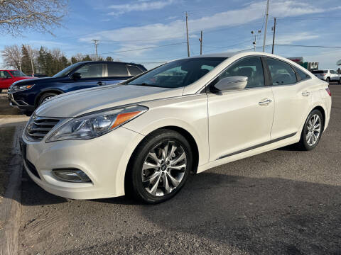 2012 Hyundai Azera for sale at Revolution Auto Group in Idaho Falls ID