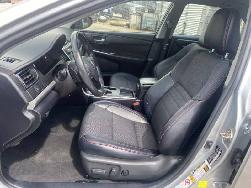 2017 Toyota Camry LE