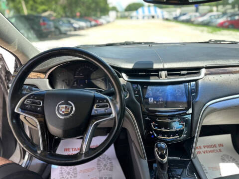 2013 Cadillac XTS Luxury Collection