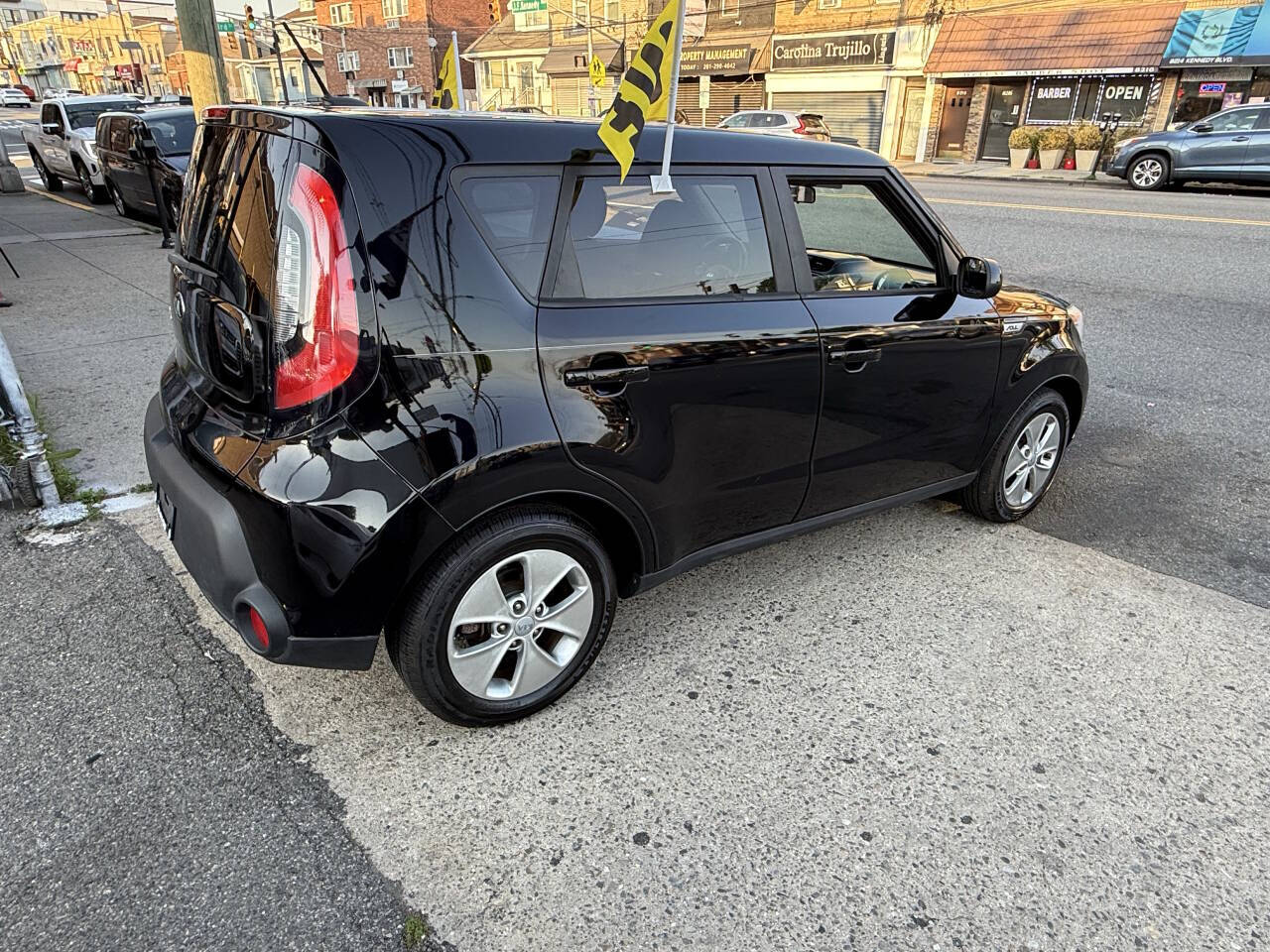 2016 Kia Soul Base 4dr Crossover 6A - Shadow Black exterior view 7