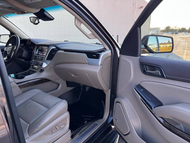 2016 GMC Yukon XL SLT