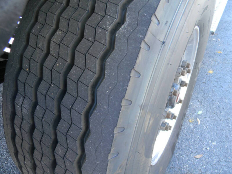 2012 Freightliner M2 112