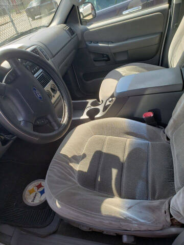 2005 Ford Explorer XLT