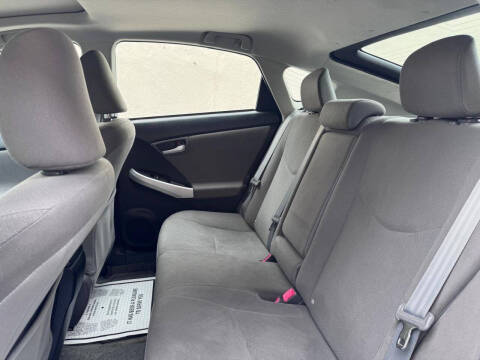 2013 Toyota Prius Three