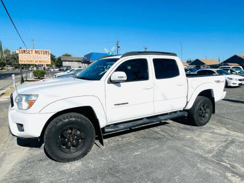 2014 Toyota Tacoma for sale at Sunset Motors in Manteca CA