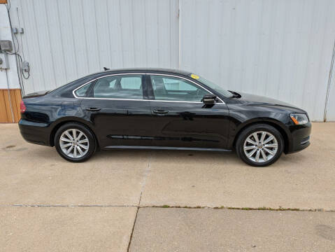 2012 Volkswagen Passat for sale at Parkway Motors in Osage Beach MO