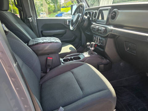 2020 Jeep Gladiator Sport