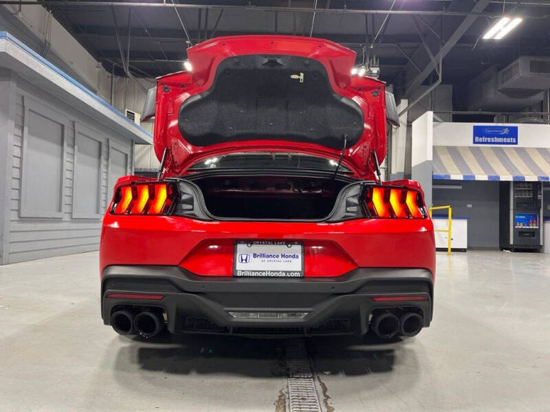 2025 Ford Mustang Dark Horse