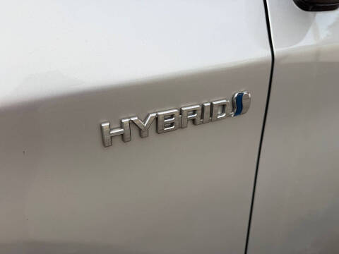 2014 Toyota Prius Three