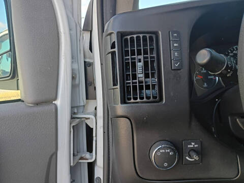 2022 Chevrolet Express 2500