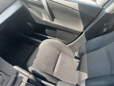 2013 Mazda MAZDA3 i Touring