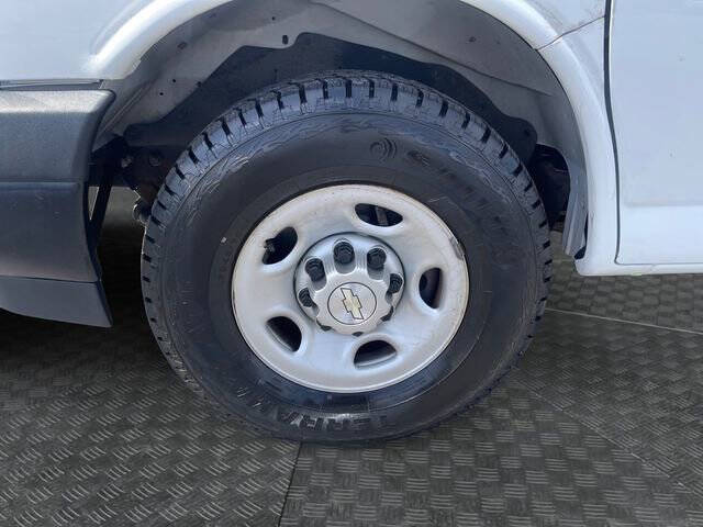 2021 Chevrolet Express 2500
