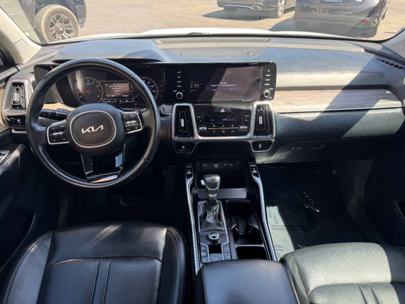 2023 Kia Sorento EX