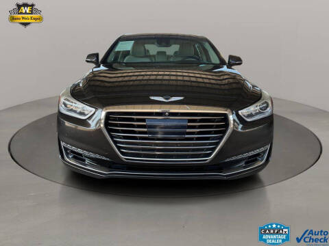 2017 Genesis G90