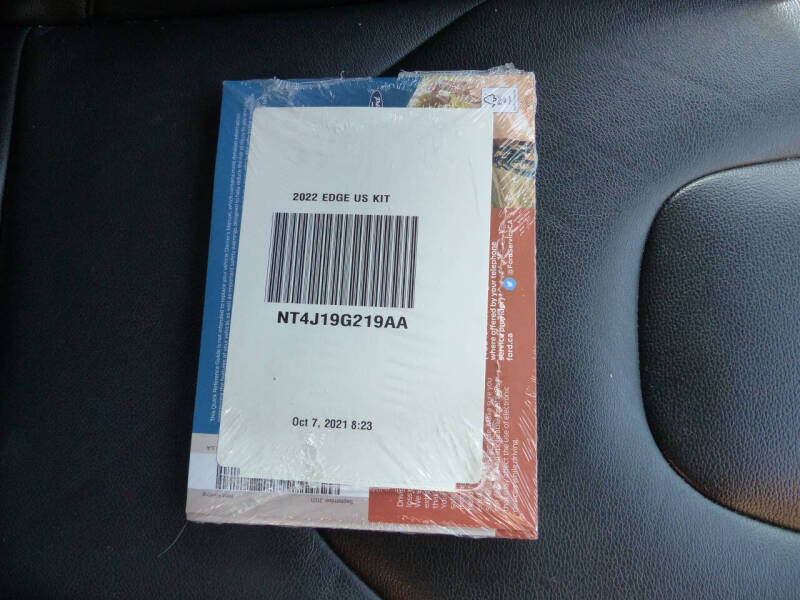 2022 Ford Edge Titanium