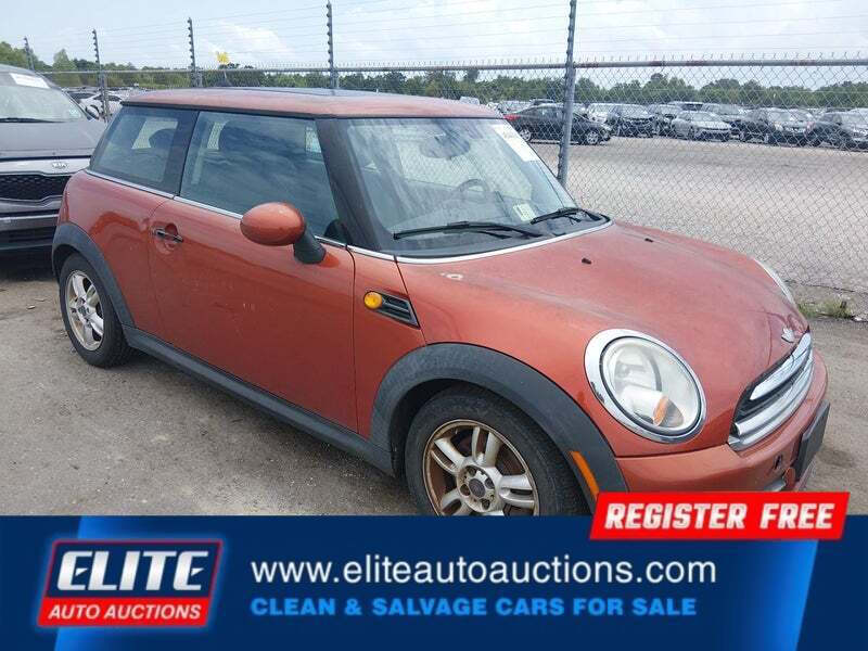 2013 MINI Hardtop Cooper