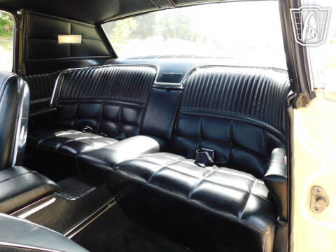 1966 Ford Thunderbird