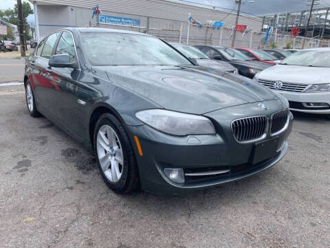 2012 BMW 5 Series 528i