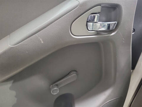 2012 Nissan Frontier S