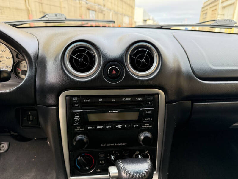 2002 Mazda MX-5 Miata SE