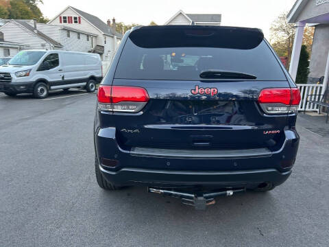 2018 Jeep Grand Cherokee Laredo E