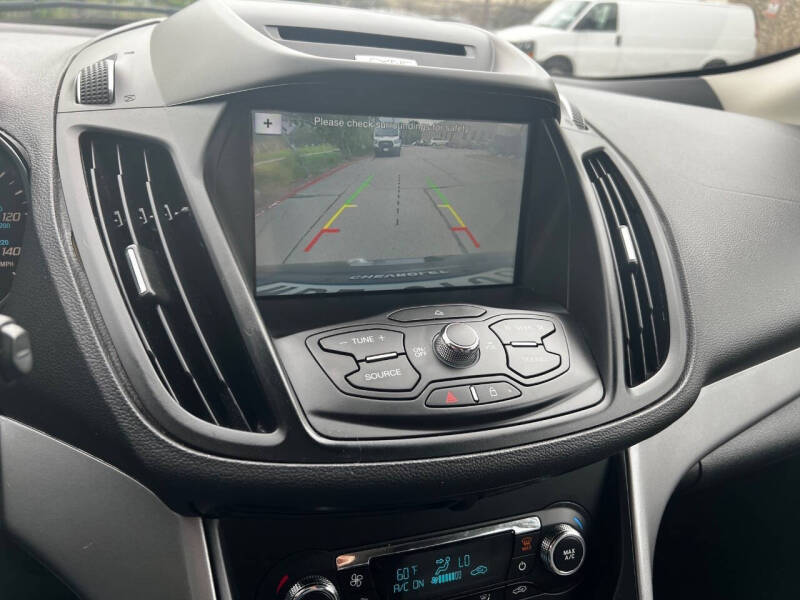 2016 Ford Escape SE