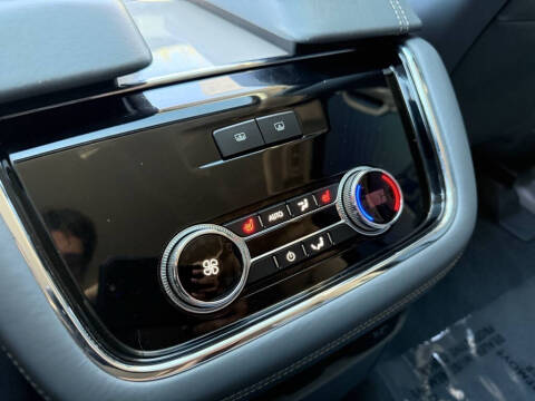 2018 Lincoln Navigator Black Label