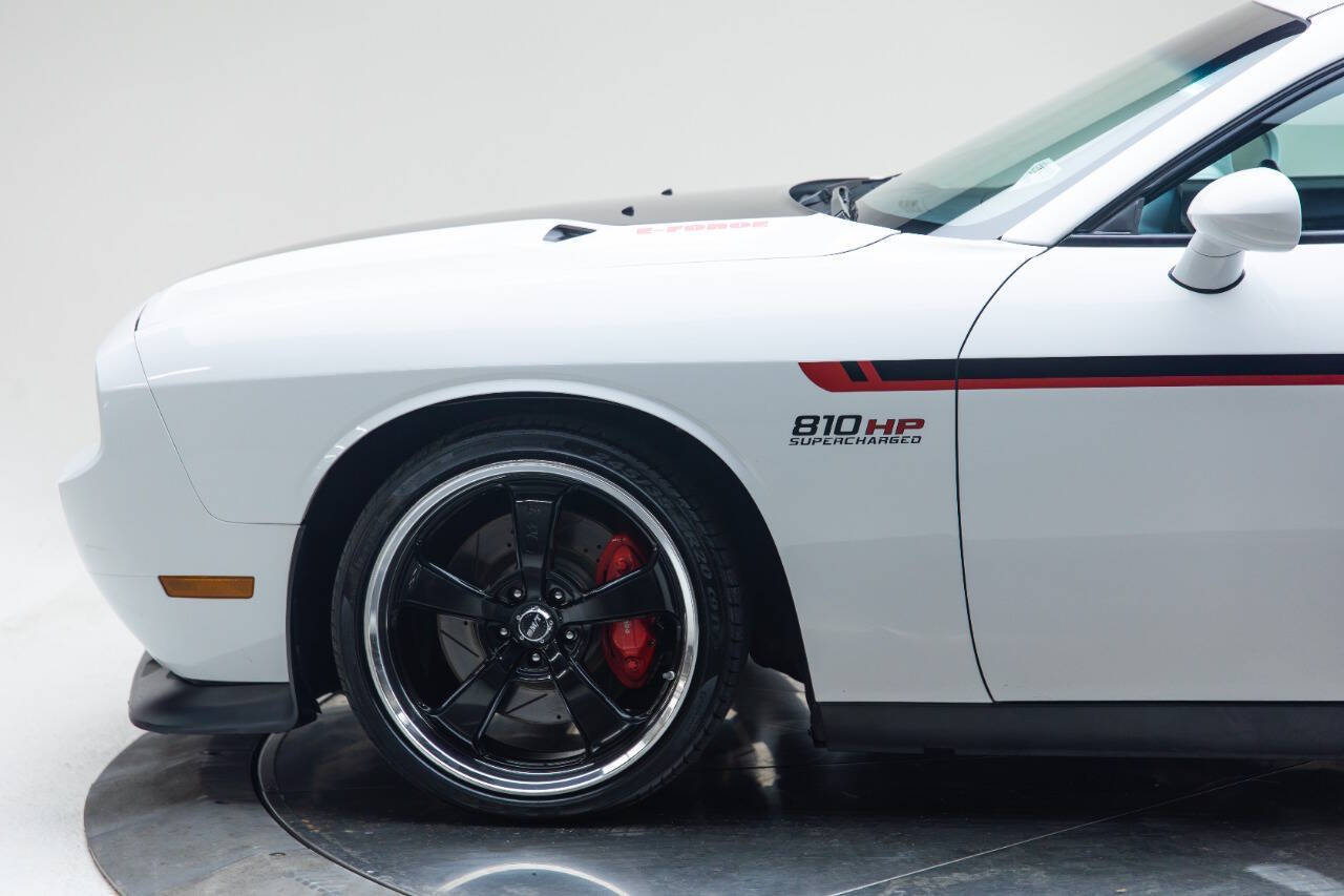 2012 Dodge Challenger 10