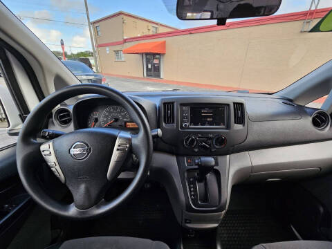 2020 Nissan NV200 SV