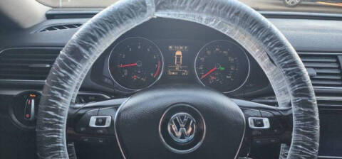 2016 Volkswagen Passat 1.8T SE