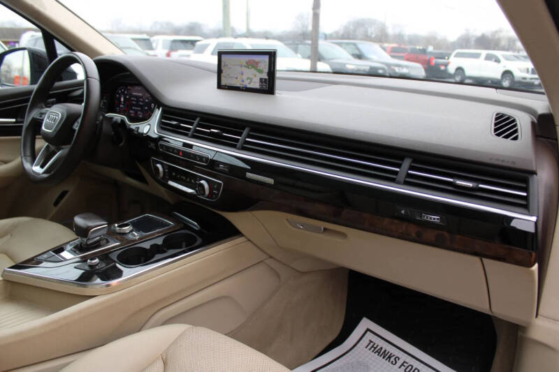 2017 Audi Q7 3.0T quattro Prestige