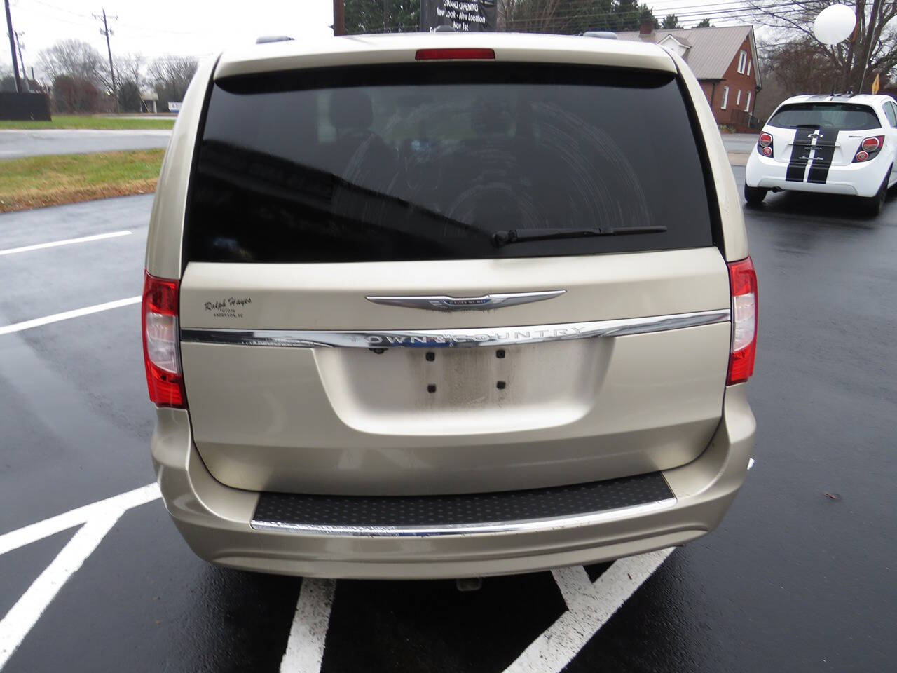 2012 Chrysler Town and Country for sale at Colbert's Auto Outlet in Hickory, NC