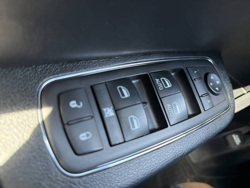 2013 Chrysler 300