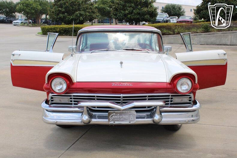1957 Ford Fairlane