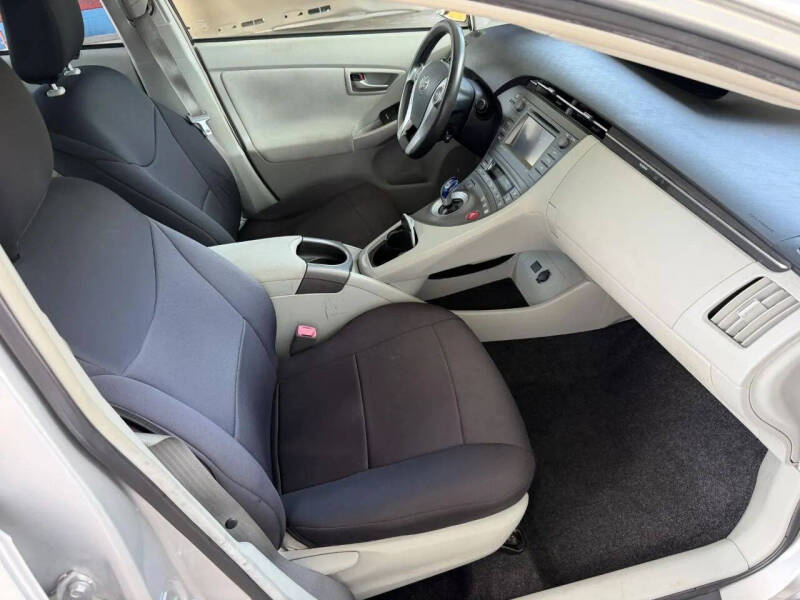 2012 Toyota Prius