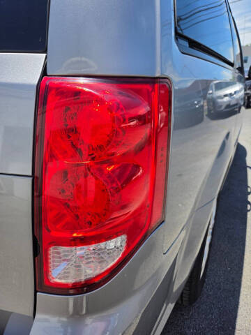 2016 Dodge Grand Caravan American Value Package