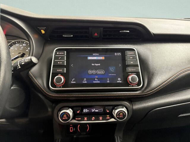 2020 Nissan Kicks SR