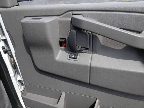 2017 Chevrolet Express 2500