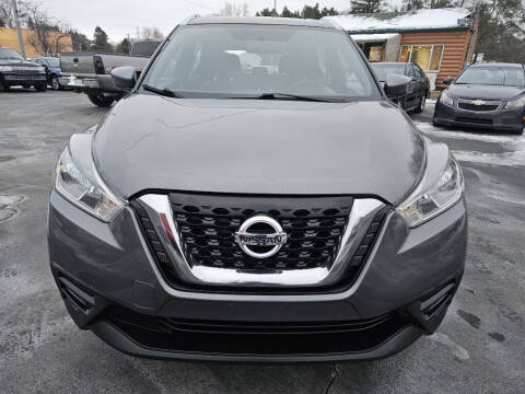 2019 Nissan Kicks S