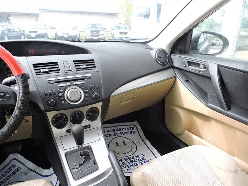 2010 Mazda MAZDA3 i Touring