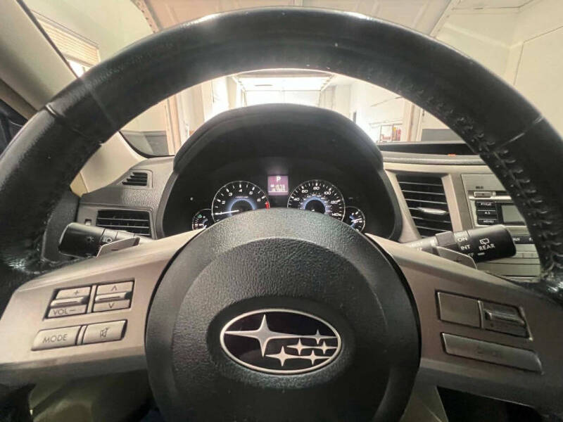 2010 Subaru Outback 2.5i Premium