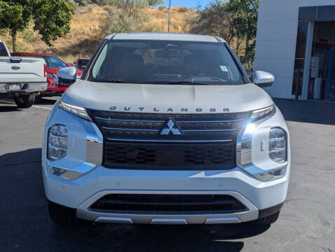 2025 Mitsubishi Outlander PHEV SE