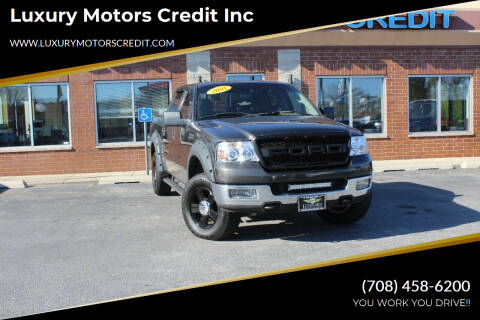 2005 Ford F-150 for sale at Luxury Motors Credit Inc in Bridgeview IL