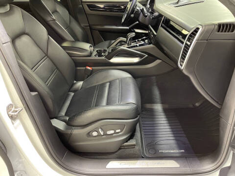 2021 Porsche Cayenne Turbo