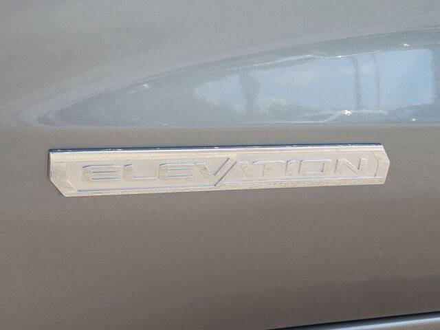 2026 GMC Sierra 1500 Elevation Standard