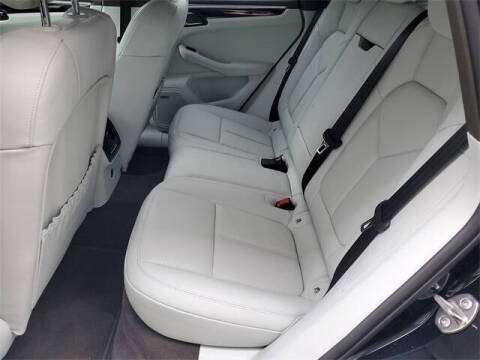 2020 Porsche Macan S