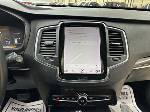 2019 Volvo XC90 T5 Momentum