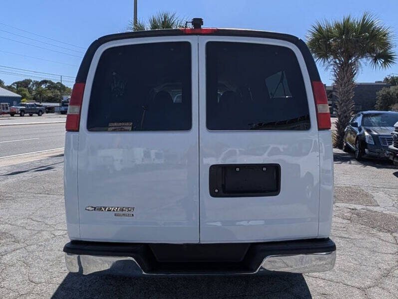 2012 Chevrolet Express LT 3500