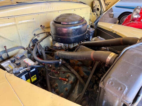 1948 Ford Super Deluxe